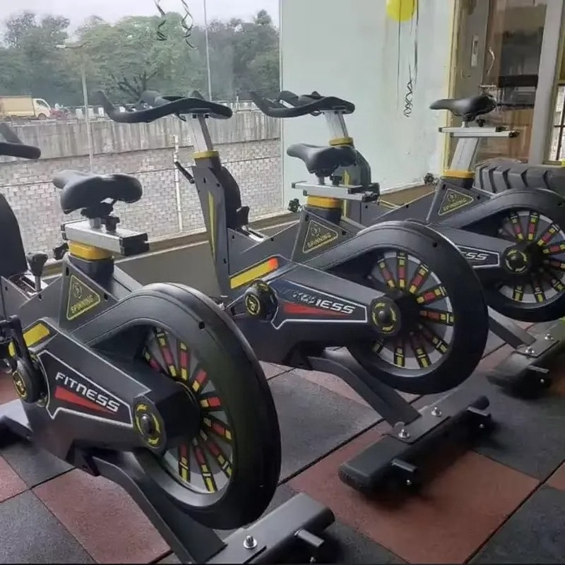 業務用スピニングバイク 室内サイクリングエクササイズバイク  - Bike Chain のレビューと価格